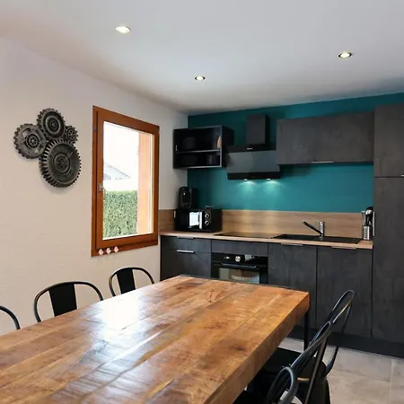 6 Pers Independant Proche Centre Et Chalet